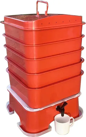 The Squirm Firm VermiHut Plus 5-Tray Worm Compost Bin – Easy Setup and Sustainable Design